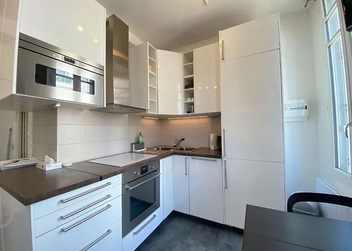 Renove Lumineux Proche Et Marche, 4 Couchages, Balcon, - Fr-1-245-46 *